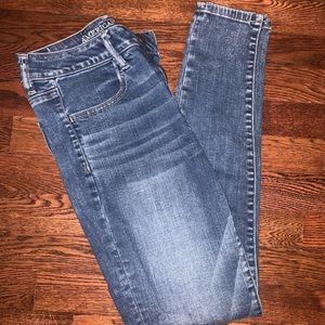 American Eagle Medium Wash Hi-Rise Jeggings